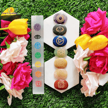 7 Chakra healing stone set with Chakra Selenite charging bar