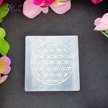 Bracelet Charging Selenite Plate: Flower of life (3x3 Inches)