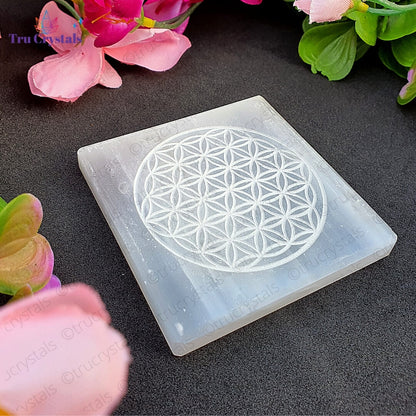 Bracelet Charging Selenite Plate: Flower of life (3x3 Inches)