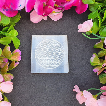 Bracelet Charging Selenite Plate: Flower of life (3x3 Inches)